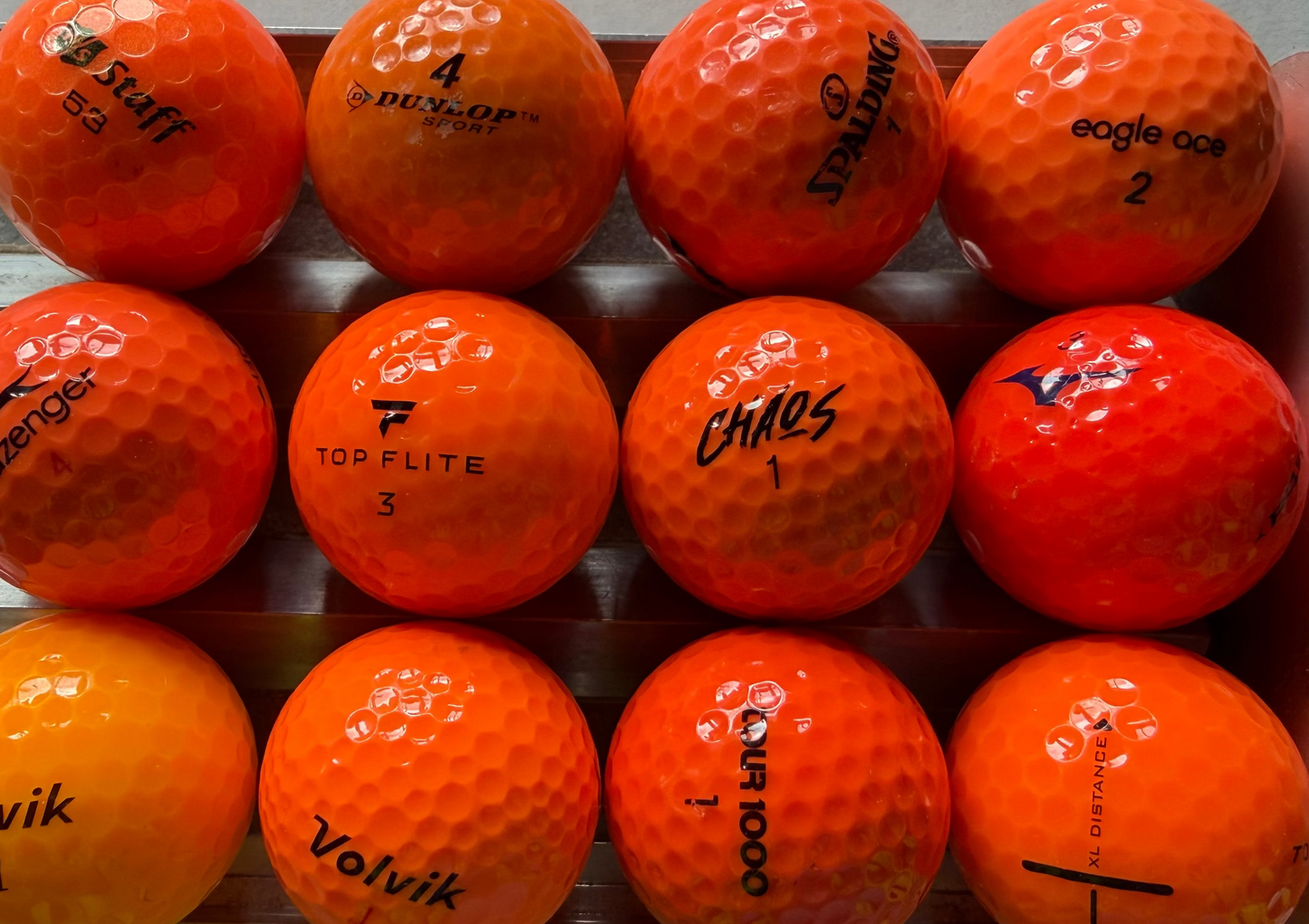 Orange TopBall Golfbälle Mix – bunte Lakeballs für bessere Sichtbarkeit auf dem Golfplatz Lakeballs