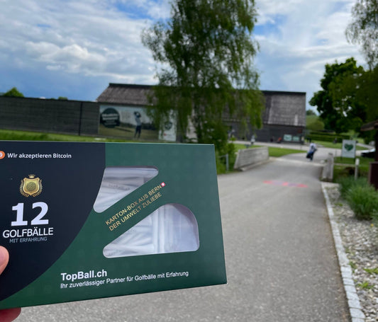 Holztees von TopBall auf dem Golfpark Moossee