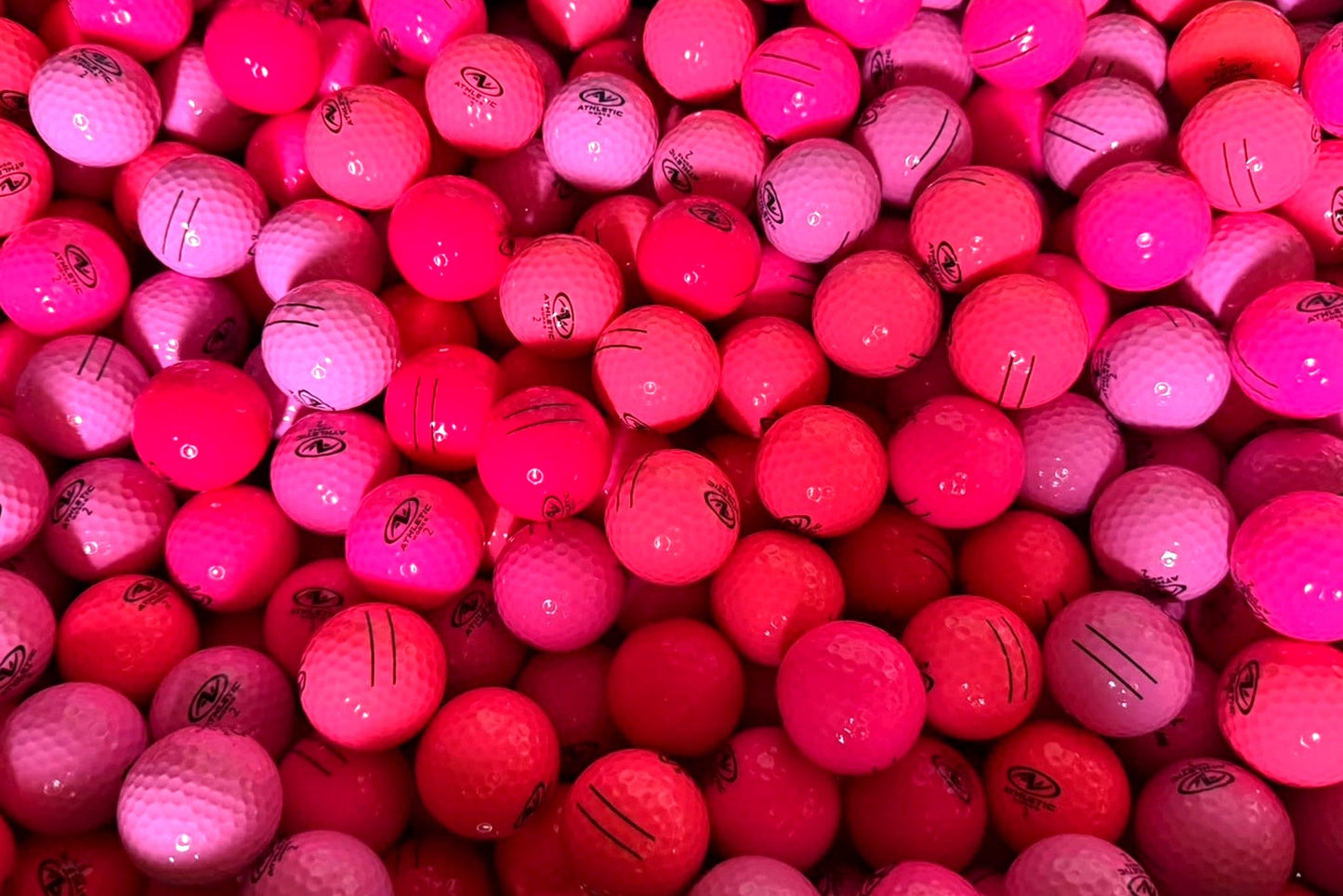  Auffallen garantiert: Der Pink Mix bringt Farbe ins Spiel – 50 Stk. aus der ganzen Welt, jetzt frisch eingetroffen! TopBall Golfbälle aus Bern / Schweiz
