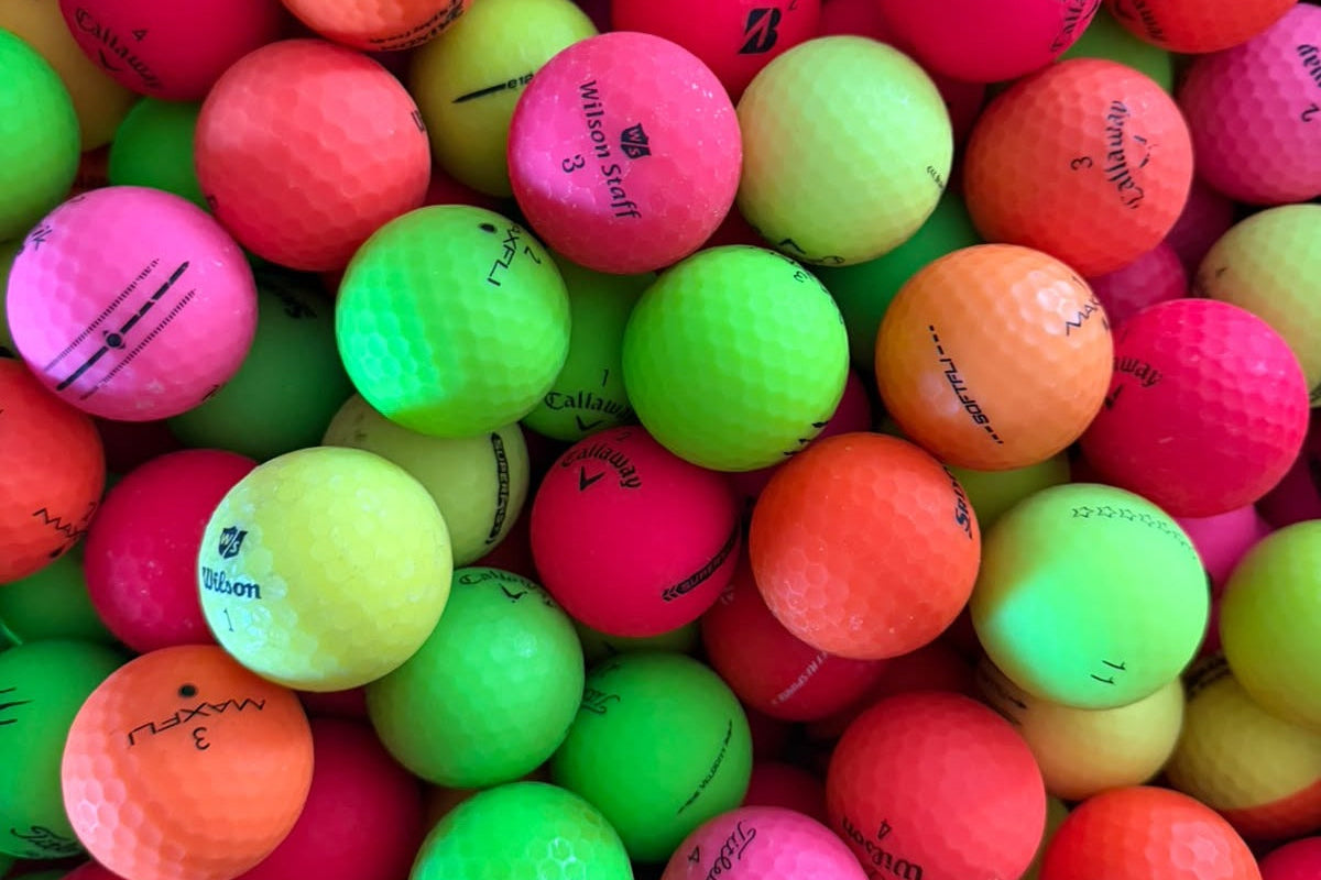 Matte Golfbälle Color Mix – farbige Lakeballs in Pink, Grün, Orange und Gelb von Callaway, Srixon und Wilson